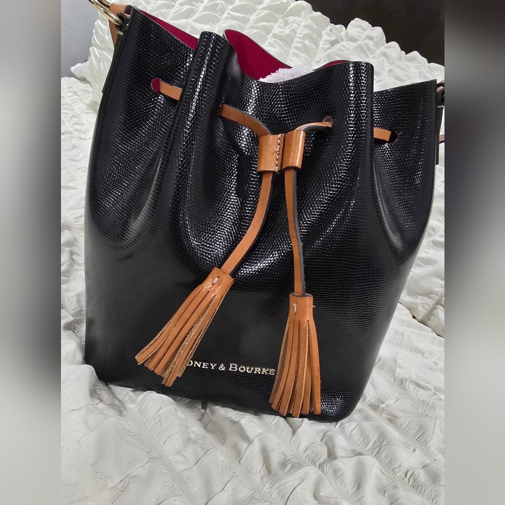 Dooney & Bourke Bucket Bag